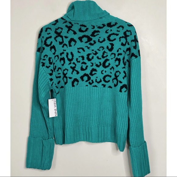 NINE WEST | NWT Teal Animal Print Turtleneck Sweater | M - Picture 3 of 4